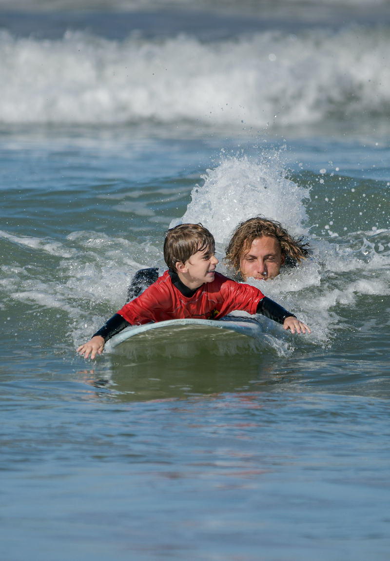 leçons de surf pour enfant lacanau cours de surf