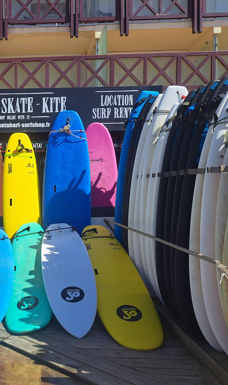 Location de planche de surf lacanau location combinaison